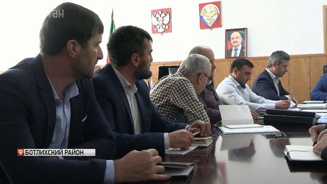 В Дагестане отремонтируют 13 км автодороги Муни-Агвали смотреть онлайн