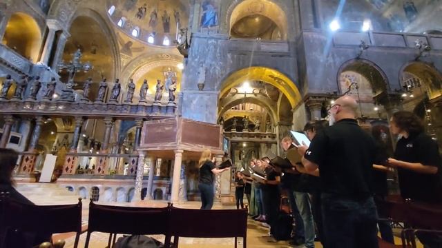 Wylie High School Pirate Choir Sunday Mass @ St Mark's Basilica Venice, Italy смотреть онлайн