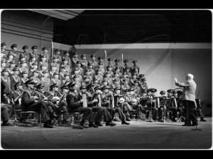 Комсомольская (До свиданья, мама, не горюй)