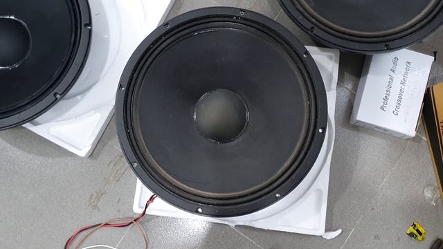 Test 2 Loại Bass Cùng Coil 82.5, Từ Thường 15BM-500B và Từ Neo SN15-500B cho a Danh, Vĩnh Long Chốt смотреть онлайн