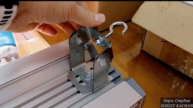 Фито свет для промышленного выращивания сельскохозяйственных растений. смотреть онлайн