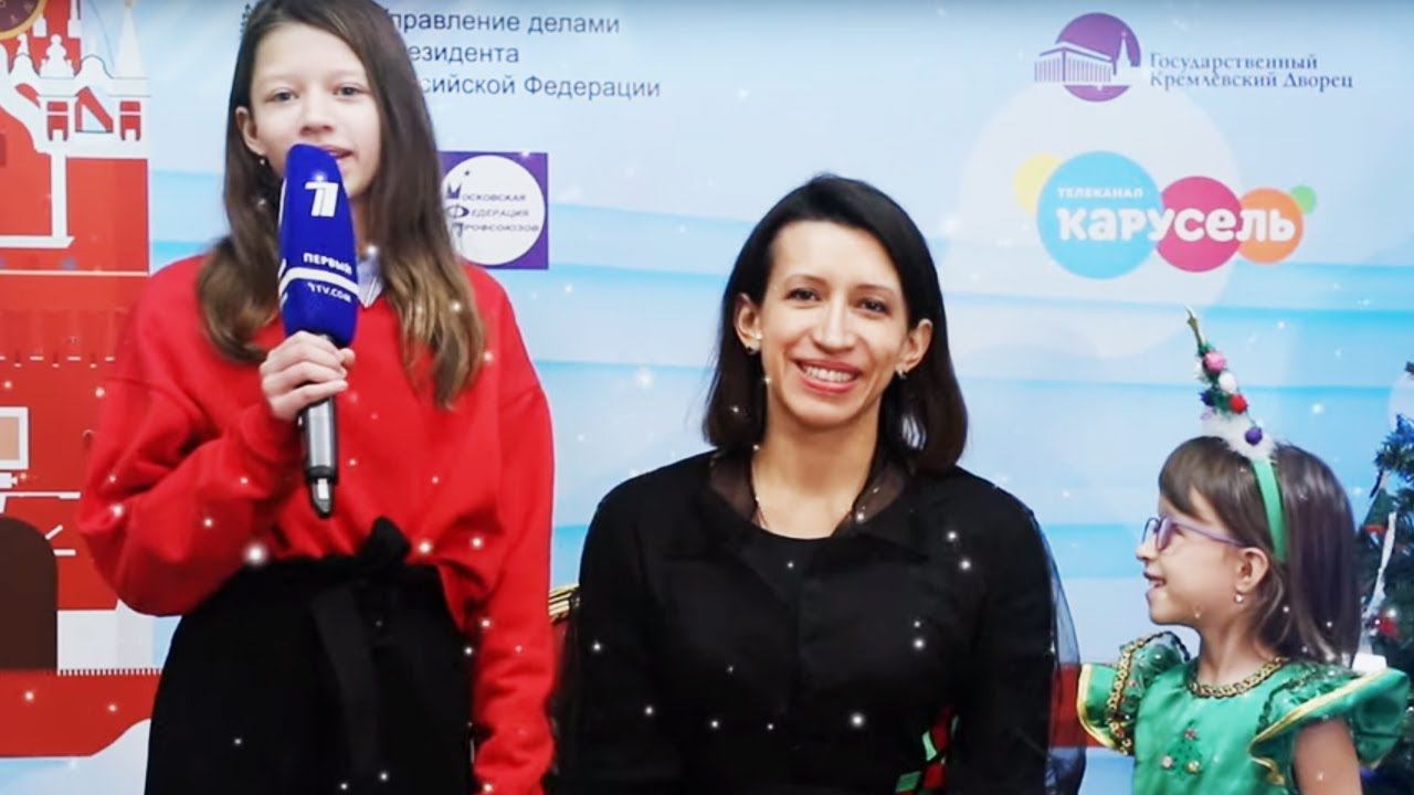 Елена Борщева с детьми поздравляет телеканал «Карусель» с Новым годом смотреть онлайн