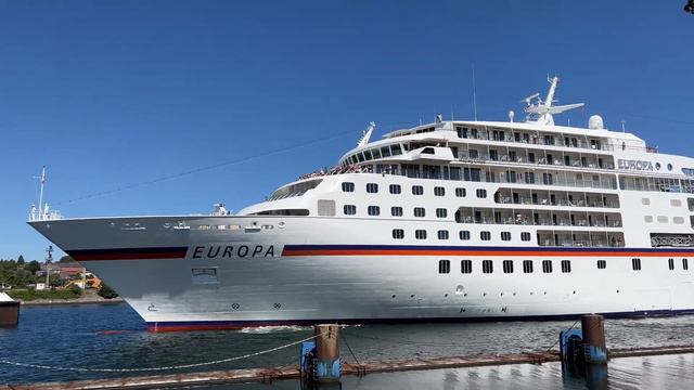 Kreuzfahrtschiff Europa erreicht Nord-Ostsee-Kanal Schleuse Holtenau 11.8.2022 смотреть онлайн