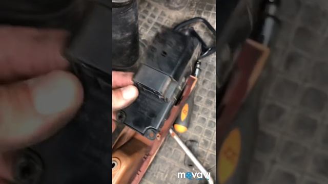 Ремонт кнопок стеклоподъемников Hyundai HD 72 смотреть онлайн