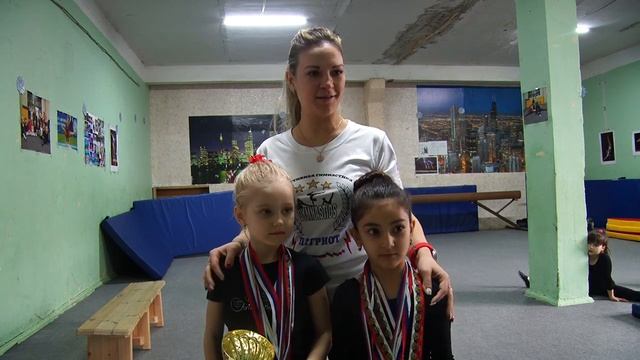 Юные гимнастки привезли кубки и медали 26 03 19 смотреть онлайн