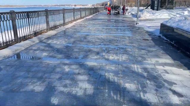 Набережная реки Кама, г.Пермь. Открытие сезона, моноколесо Kingsong KS-16X