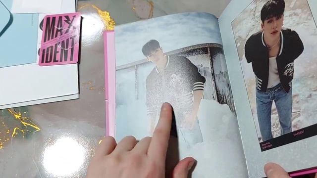 распаковка альбома Maxident ?