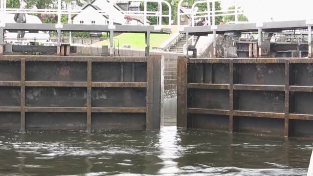 Путешествие в Шотландию: День 5 (Чудовище Лох-Несса и пальмы???) смотреть онлайн