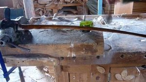 КАК СДЕЛАТЬ ЛУК ИЗ ОРЕШНИКА ( круглого сечения )