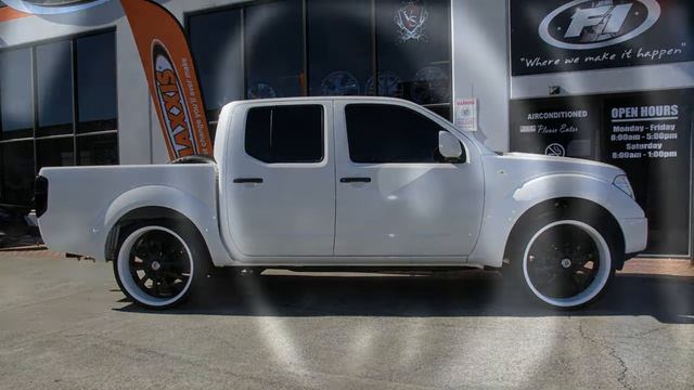 Nissan D40 Navara 24 inch custom rims painted Lexani LSS10 black wheels смотреть онлайн