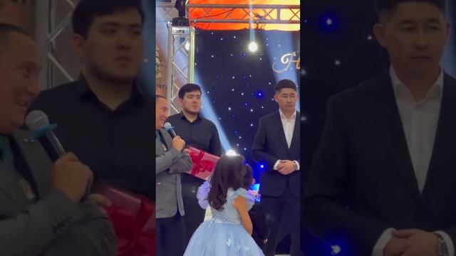 Мадина Садвакасова телефон ұтыс ойнатты тойда??? смотреть онлайн