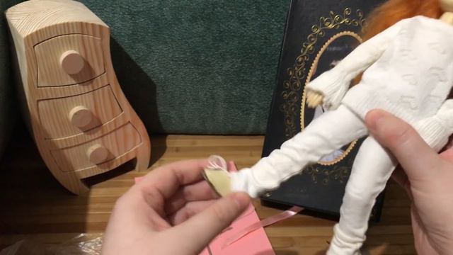 Неопознанная китайская шарнирная кукла от yiwu beibei toy смотреть онлайн