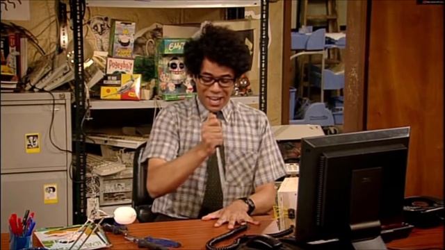 Moss Makes a Stress Machine - The IT Crowd смотреть онлайн