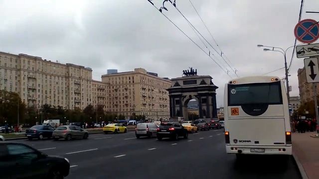 ТРИУМФАЛЬНАЯ АРКА , МОСКВА СЕНТЯБРЬ 2019 ГОДА смотреть онлайн