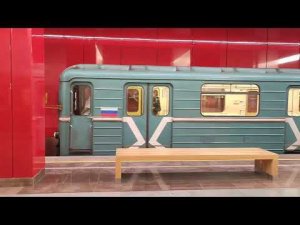 Осторожно, двери закрываются, следующая станция Яхромская