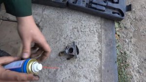 Чистка клапана холостого хода на Mazda Demio