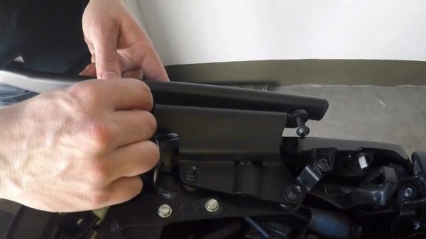 Honda VFR800F - Givi rack and top case install ✔