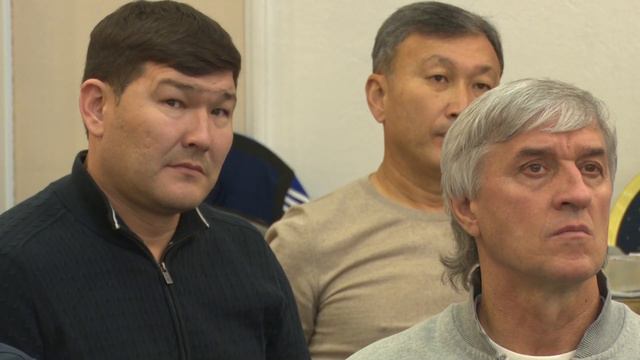 Наука футбола от инструктора УЕФА! Международный опыт тренерского корпуса! смотреть онлайн