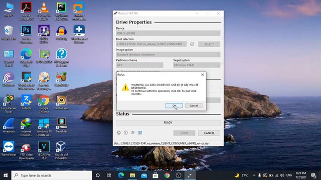 Windows 11: How to Make a UEFI Bootable USB Drive Using Rufus смотреть онлайн