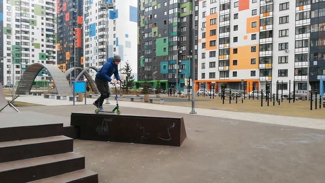 Трюки на самокате! Всё самое новое для меня смотреть онлайн