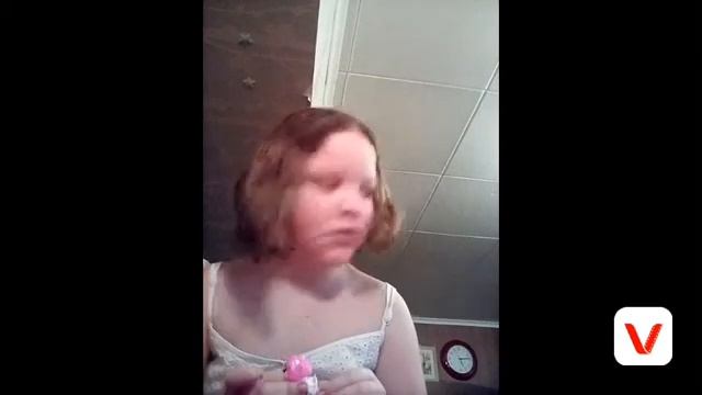 Самодельный шарик L.O.L. из лёгкого пластилина!! смотреть онлайн