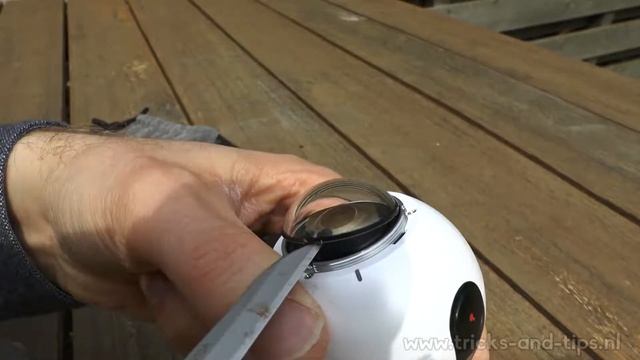 Replacing the Samsung Gear 360 lens cover смотреть онлайн