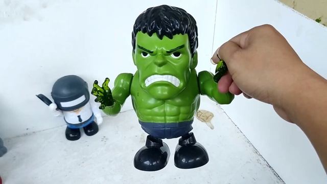 Wow hadiah Robot goyang, robot joget, robot dance, robot hero, robot BATMAN, robot hero, robot HULK смотреть онлайн