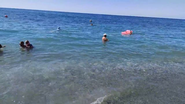 Бархотный сезон Вардане. Море ,пляж, жара... смотреть онлайн