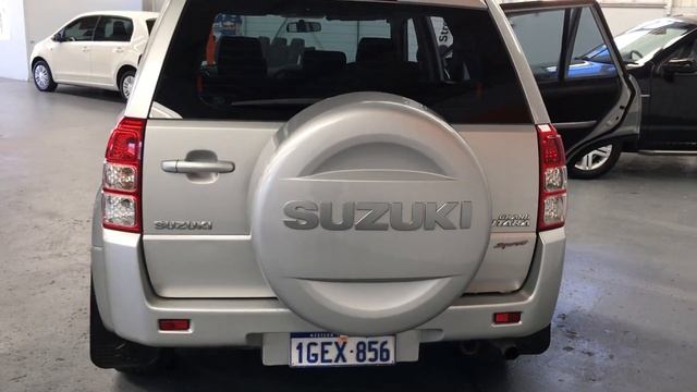 2011 SUZUKI GRAND VITARA SPORT 4X4 AUTOMATIC смотреть онлайн