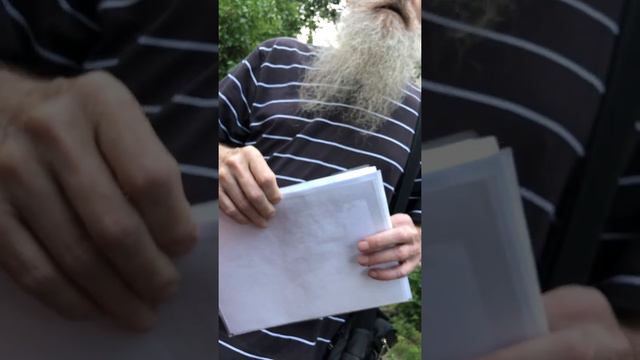 странный дедок рассказывает правду о рептилоидах смотреть онлайн