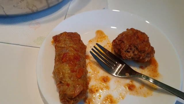 ЛЮБЛЮ ПОВЕСЕЛИТЬСЯ ОСОБЕННО ПОЖРАТЬ😋😂😂КУЛИНАРНЫЙ ОРГАЗМ ОТ ПЕКИНСКИХ ГОЛУБЦОВ ПО-УКРАИНСКИ😋👍 смотреть онлайн