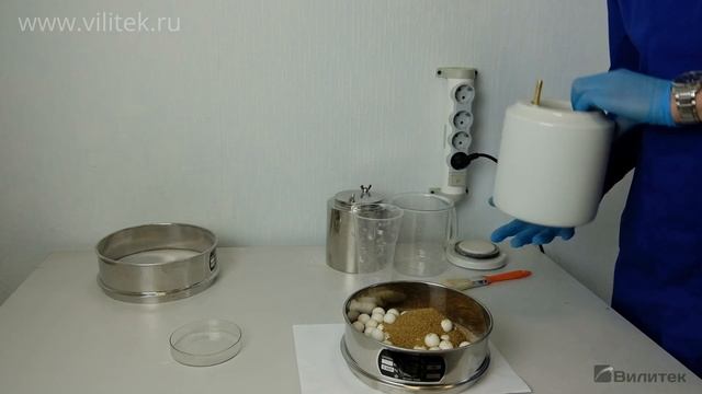 Лабораторная шаровая мельница BMU-100 от компании Вилитек. Наша самая популярная шаровая мельница! смотреть онлайн