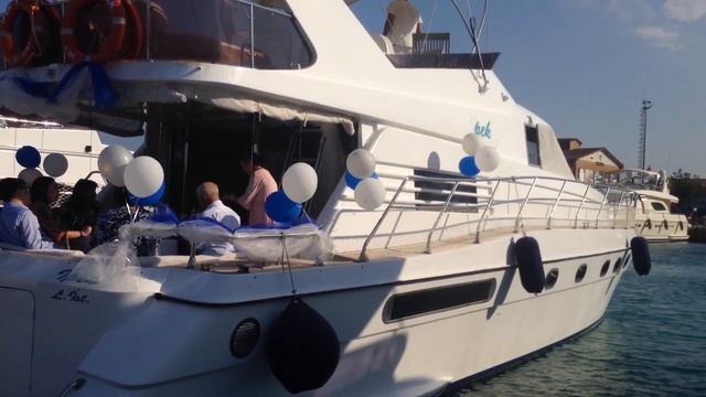 Birthday aboard the yacht. Организация Юбилея на борту индивидуальной Яхты смотреть онлайн