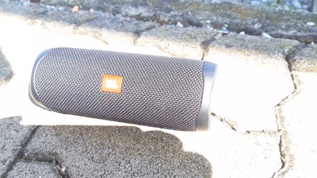Jbl Flip 5 bass test #jbl #flip5 смотреть онлайн
