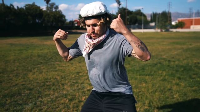 KNJ TRY IMPOSSIBLE ACROBATICS (COVERED IN BABY OIL!) смотреть онлайн