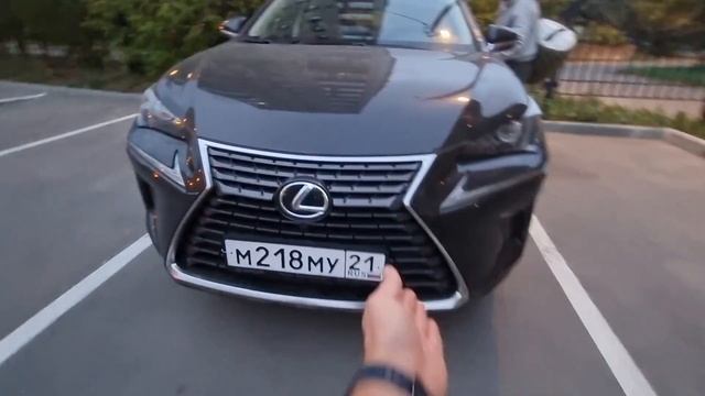 Купил новый Lexus NX200 2021 года.