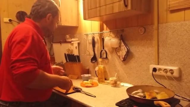 Жареная камбала с сухариками смотреть онлайн