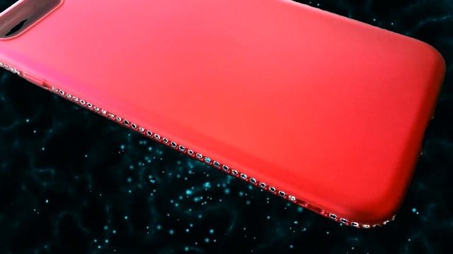 Силиконовый чехол на iPhone Края украшены стразами смотреть онлайн