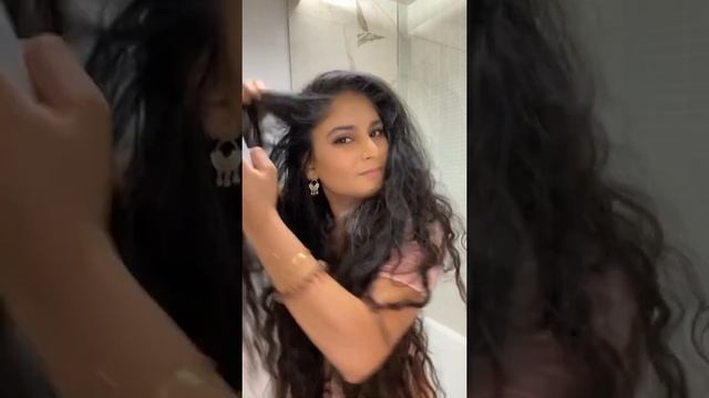 Batiste Volumizing Dry Shampoo смотреть онлайн