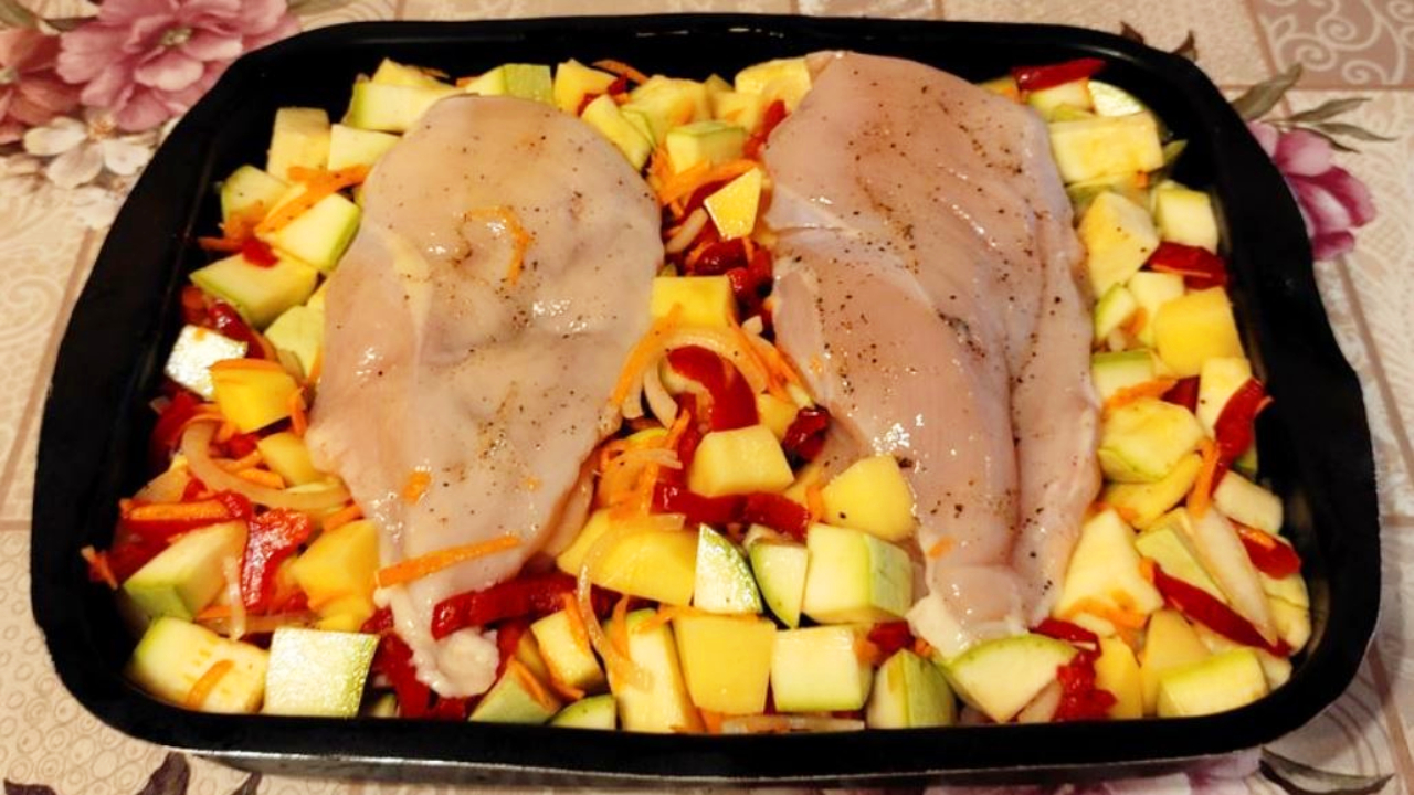 Куриная грудка под овощами смотреть онлайн