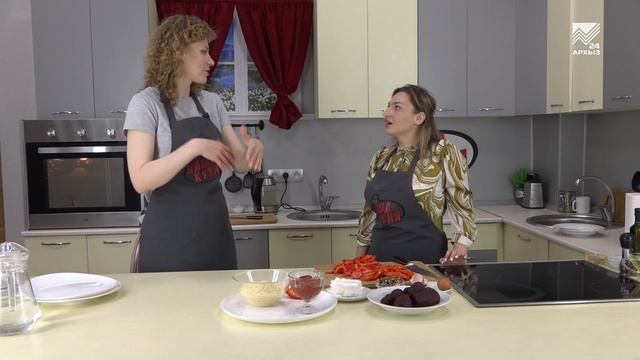 Наша кухня. Готовим пп-пицца и салат (06.08.2023)