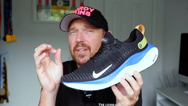 Battle of Daily Trainers: Nike Infinity RN4 vs Saucony Truimph 21 смотреть онлайн