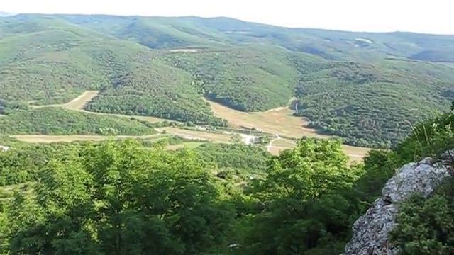 Украина 2009. Крым. На вершине городища Мангуп-Кале. смотреть онлайн