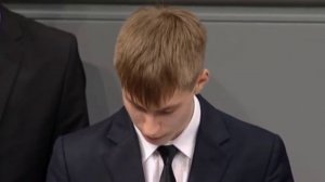 Школьник Десятниченко Николай из Нового Уренгоя выступил в Бундестаге