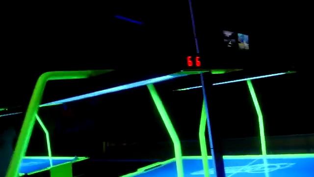 mr winty loses air hockey game by jah смотреть онлайн