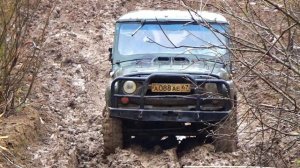 УАЗ 469 НА ВОЕННЫХ МОСТАХ на 33" Silverstone на бездорожье.