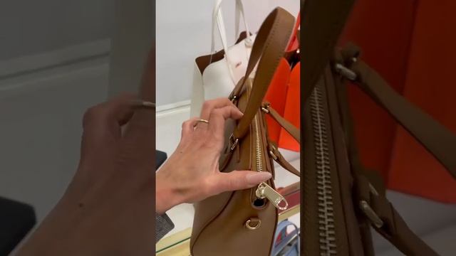 Женские сумки в трех вариантах из линии Minerva: Обзор классики бренда Furla смотреть онлайн