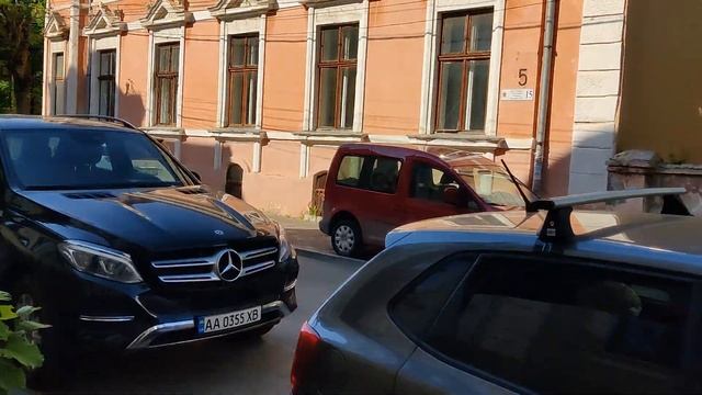 12.05.2022. Черновцы. Многие уезжают с чувством разочарования, многие с чувством благодарности смотреть онлайн
