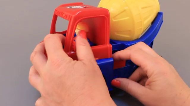 Камион бетоновоз - 27 см. смотреть онлайн