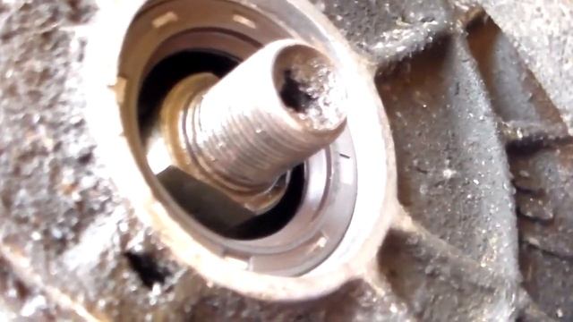 Как поменять передний сальник коленвал ваз 2101-2107 не снимая лобовины. смотреть онлайн